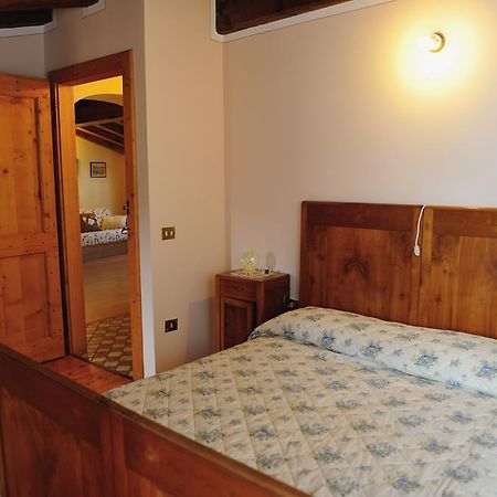 Agriturismo Crodi Miane Pokoj fotografie