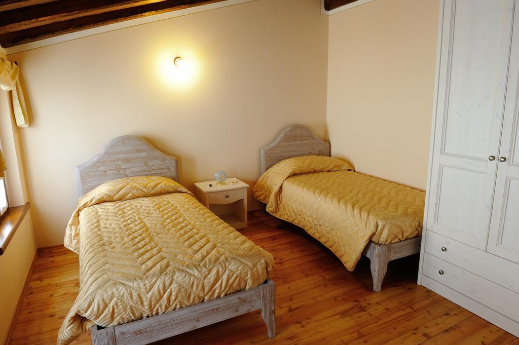 Agriturismo Crodi Miane Pokoj fotografie